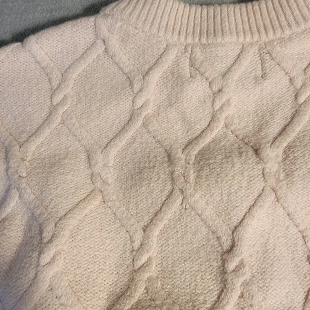 Old Navy Cable Knit Sweater Kids 5T Pink Good SoSoft Crew Neck Long Sleeve